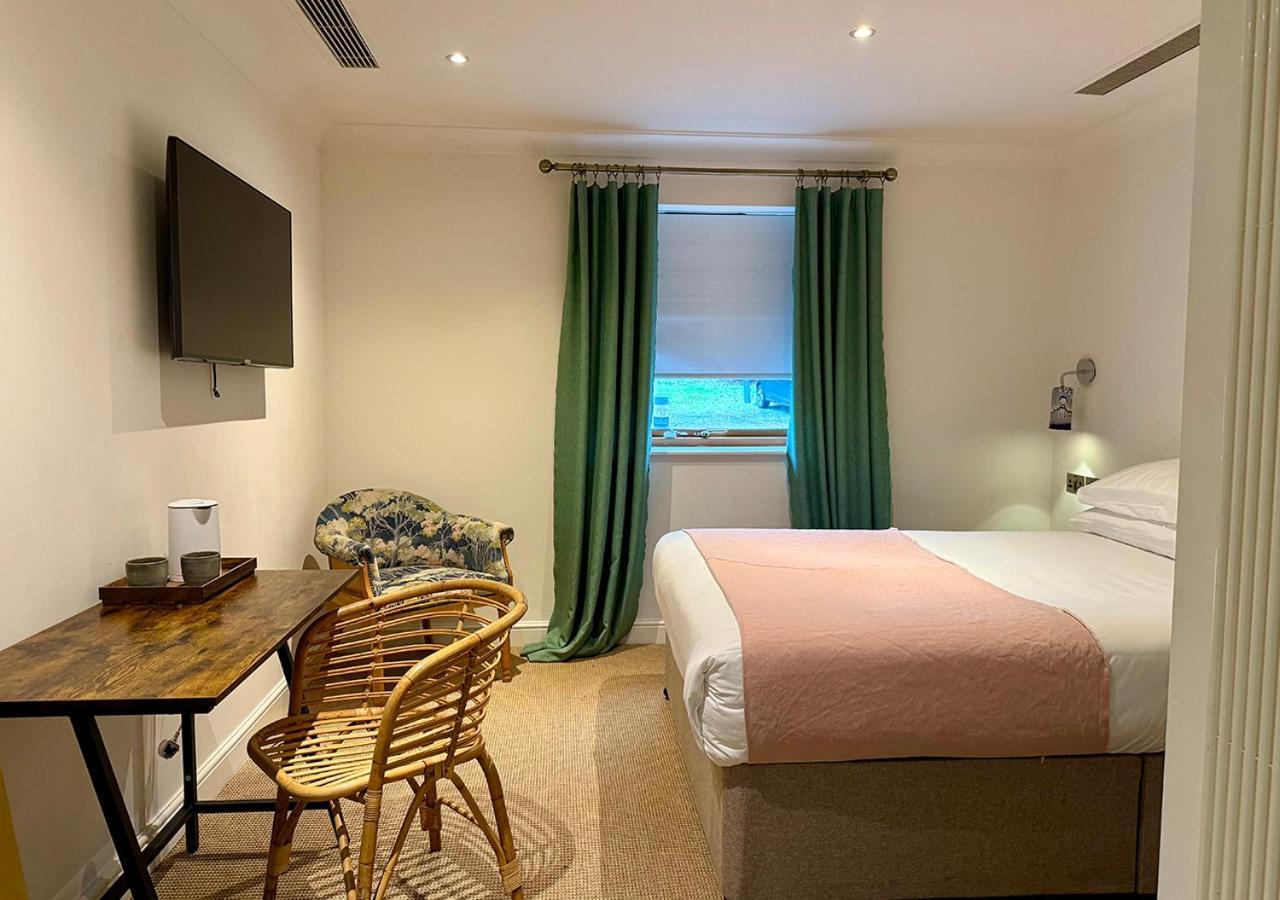 Hotel The Ridings At Theobalds Park Goff's Oak Exteriér fotografie